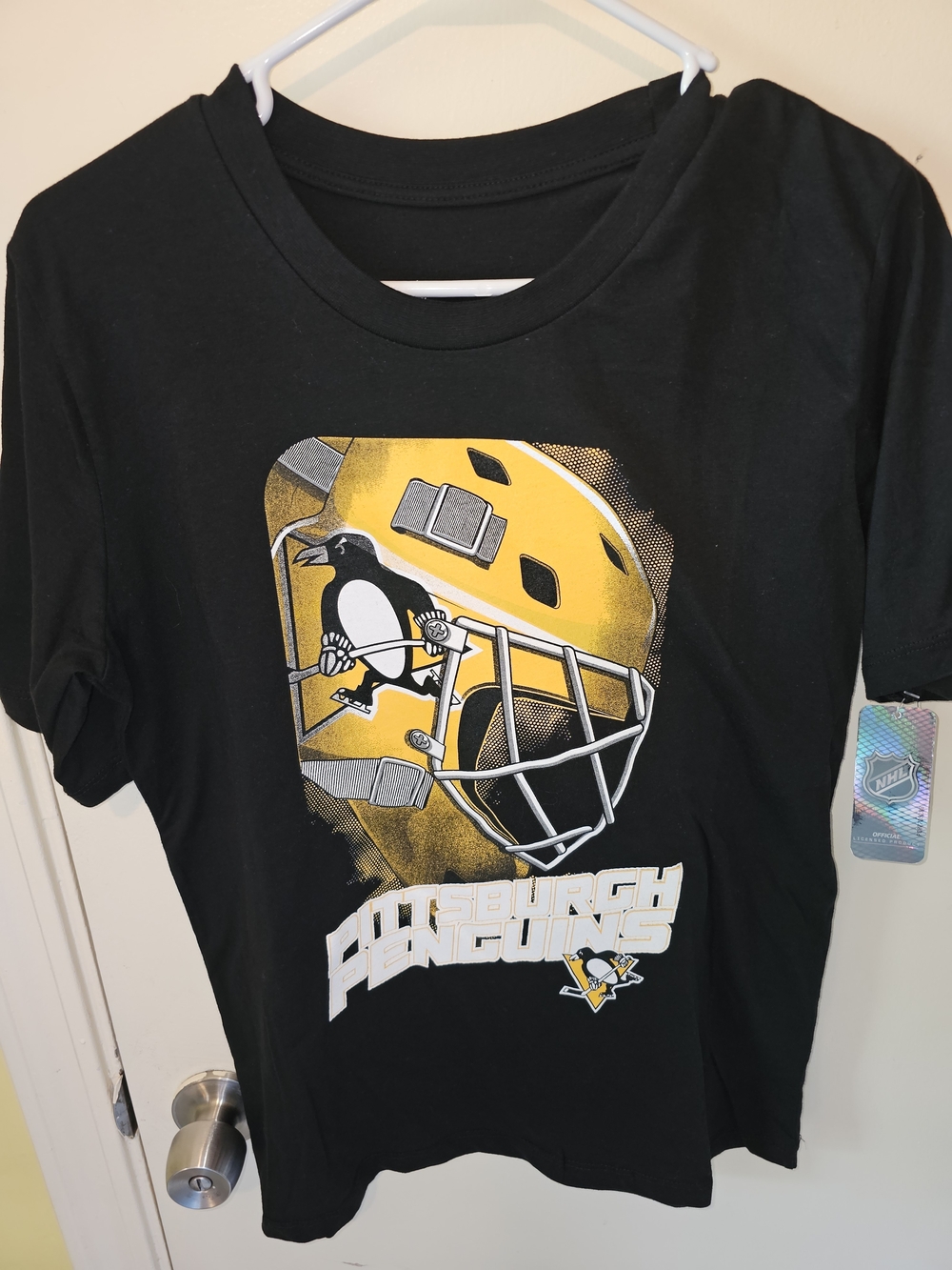 NHL Pittsburgh Penguins Black & Gold Short Sleeve Tee